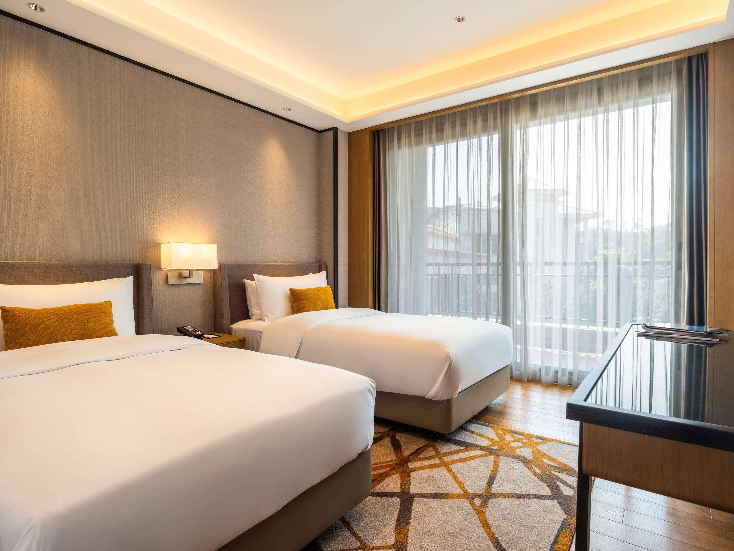Pullman Hotel And Pullman Living Dongguan Forum Ngoại thất bức ảnh