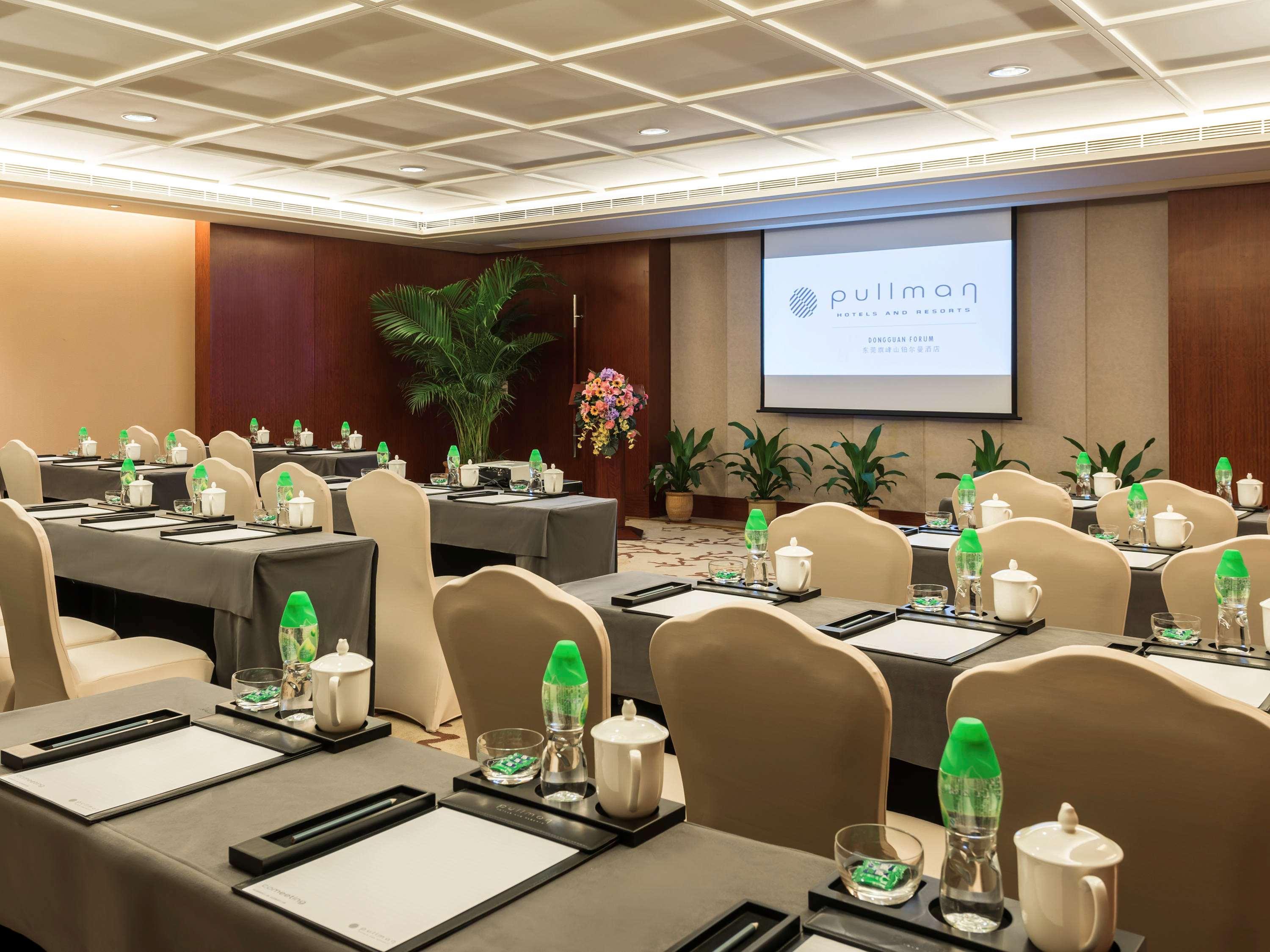 Pullman Hotel And Pullman Living Dongguan Forum Ngoại thất bức ảnh